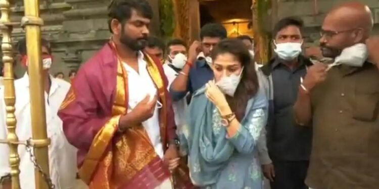 கிறிஸ்தவ நடிகை நயன்தாரா திருப்பதிக்கு வரலாமா? சர்ச்சை!!