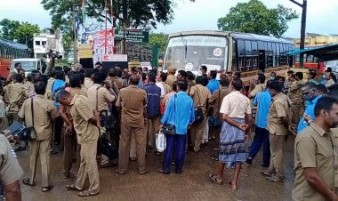 துரைமுருகனின் முறத்தால் அடி பேச்சு? பொங்கிய ஓட்டுநர்கள்!மாணவர்களுக்காக பணிக்கு திரும்பினர்!