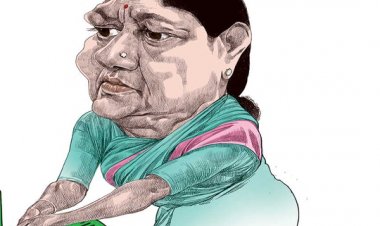 சசிகலா மீது எப்.ஐ.ஆர்.போடுங்கள் சார்! முன்னாள் அமைச்சர் ஜெயக்குமார் கெஞ்சல்!