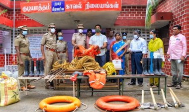 குடியாத்தம் காவல் நிலையத்தில் கலெக்டர்!