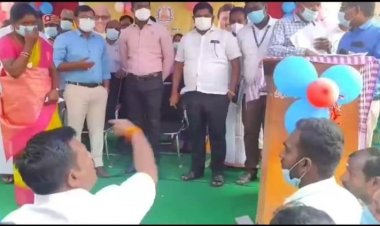 கலெக்டரை கலாய்த்த நபர்! சவுண்டு விட்டதால் பரபரப்பு!