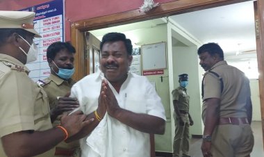 எம்.எல்.ஏ.வின் மனைவியை ஆபாசமாக பேசிய வழக்கறிஞர் சிறையில் அடைப்பு! தேம்பி தேம்பி அழுதார்!