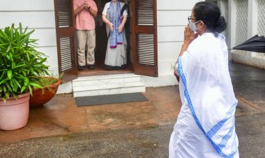 வாங்க பழகலாம்! பா.ஜ.க.வை குப்புற கவிழ்க்க காங்கிரசை அழைக்கும் மம்தா! அரசியல் பரபரப்பு!