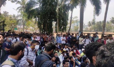 வெடித்தது போராட்டம்! ஹிஜாப் தீர்ப்பை கண்டித்து சென்னை புதுக்கல்லூரி மாணவர்கள் களம்!!