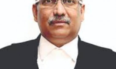 அரசு ஊழியர்கள் பணிநேரத்தில் செல்போன் யூஸ் பண்ணக்கூடாது!உயர்நீதிமன்றம் அதிரடி!