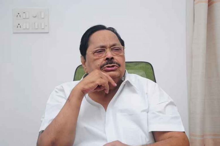 மீண்டும் எட்டு பேர் நீக்கம்! தட்டி தூக்கும் திமுக!!