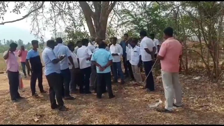 கோவில் இடத்தில் கெஸ்ட் அவுசா? மக்கள் ஆத்திரம்!!