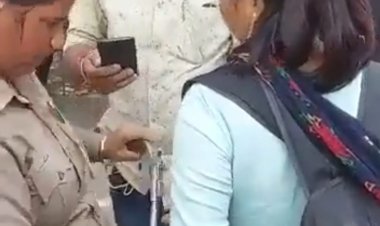 மாணவியிடம் துப்பாக்கி பறிமுதலா?