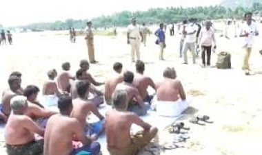 மணல் குவாரி அரசுக்கு சொந்தமா? தனியாருக்கு சொந்தமா? அரை நிர்வாண போராட்டம்!