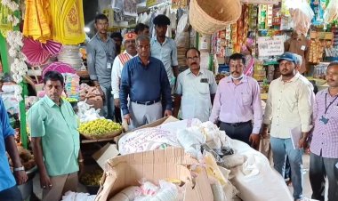 பிளாஸ்ட்டிக் விற்பனையை ஓடியாடி தடுக்கும் கலெக்டர்!