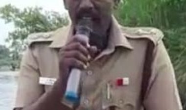 சொர்க்கமே என்றாலும் பாட்டு பாடி அசத்திய காக்கி சட்டை!