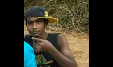 பட்டாகத்தியை எங்கிருந்து வாங்கினார்களோ! பீதியில் மக்கள்!! கைது செய்யப்பட்ட  இரண்டு சுரேஷ் கள்!