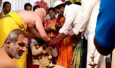 இந்து திருமணத்தில் தாலி எடுத்துக் கொடுத்த இஸ்லாமியர்!