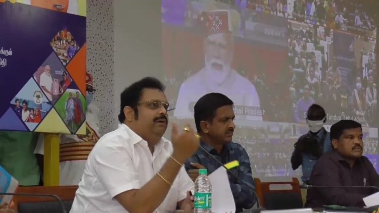 பிரதமர் உரையை மியூட் செய்த வேலூர் எ.பி.?!!!