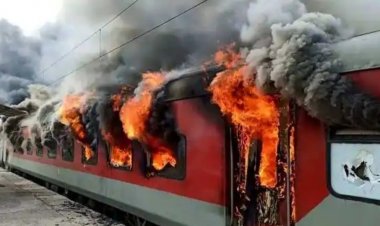 அக்னியாக மாறிய அக்னிபத் திட்ட அறிவிப்பு! பற்றி எரியும் ரயில்கள்!