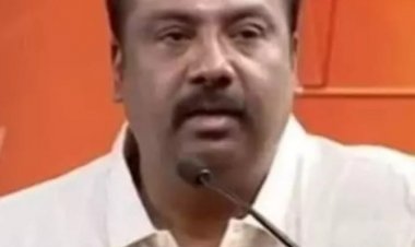 "நமது அம்மா" நாளிதழ்:- ஆசிரியர் பணியிலிருந்து விலகல்! நதி காக்கும் இரு கரைகள் என டுவிட்!