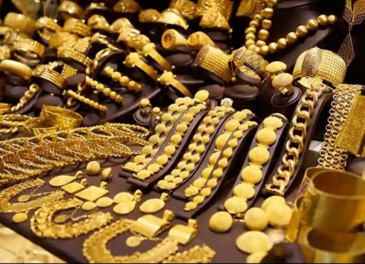 சொந்த வீட்டில் 52 பவுன் நகையை லவட்டிய சிறுவன்!