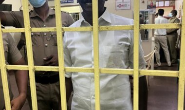  அரசாங்க பாலத்தை திறந்து வைத்த அ.தி.மு.க. மாவட்டச் செயலாளர் கைது! பாலம் பாலிடிக்ஸ்:-