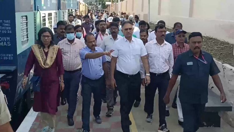 தென்னக ரயில்வே பொது மேலாளரிடம் கோரிக்கை மனு கொடுத்த திருப்பத்தூர் எம்.எல்.ஏ.!