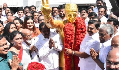 உற்சாகம் குறைந்து காணப்பட்ட எடப்பாடி!