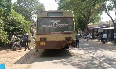 பஸ்ஸை அடித்து தூக்கிய ஸ்கூட்டர்! தோடா!!