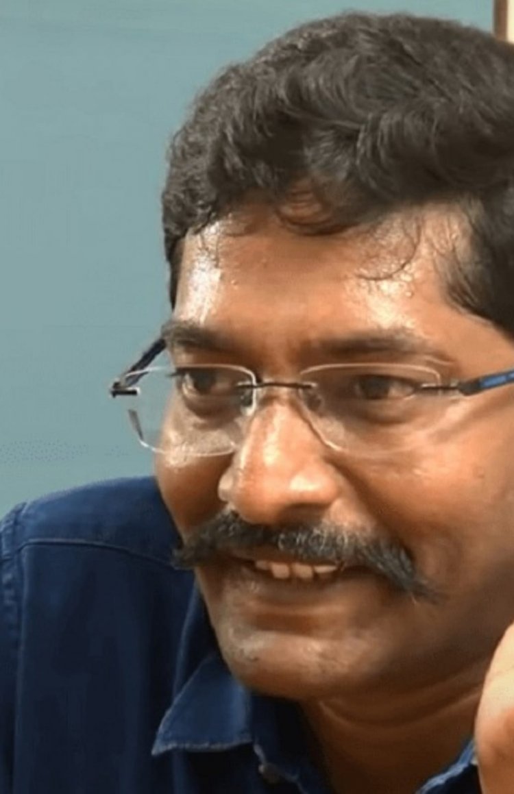 ''நான் வந்துட்டேன்னு சொல்லு-திரும்ப அதே மாதிரி வந்துட்டேன்னு சொல்லு'' சவுக்கு சங்கர் ட்விட்!!