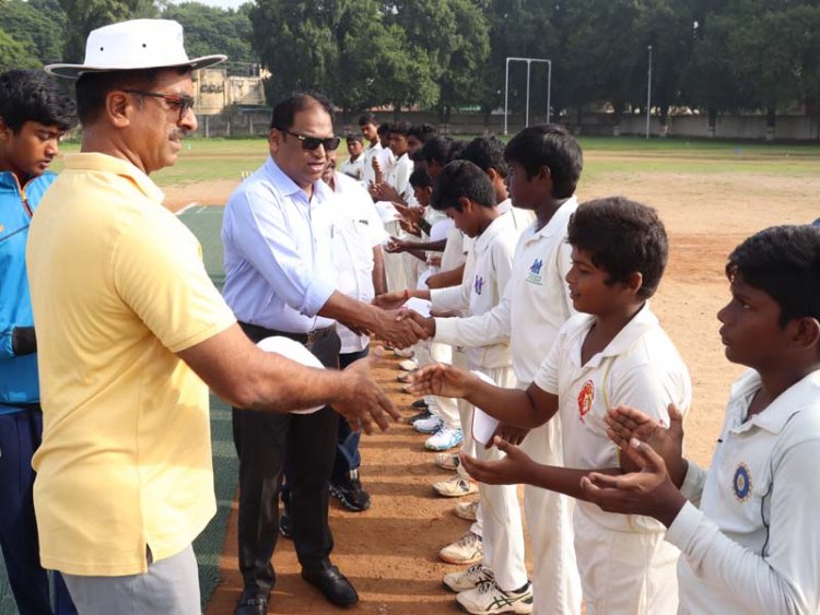 வெற்றி தோல்வியை பார்க்காமல் நண்பர்களாக விளையாடுங்கள்! நறுவீ சம்பத் பேச்சு!