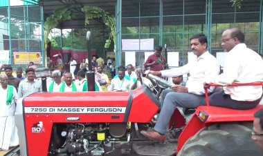 உழவு ஊர்தியை ஓட்டிக்காட்டிய வேலூர் ஆட்சியர்!