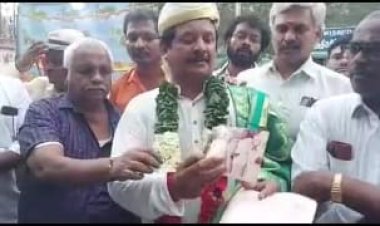 சமாதியில் சண்டை போட்ட இலங்கை மன்னன் குடும்பம்!