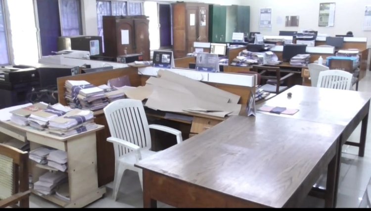 போராட்டம் என்கிற பெயரில் மக்களை ஏமாற்றிய அரசு அலுவலர்கள்!