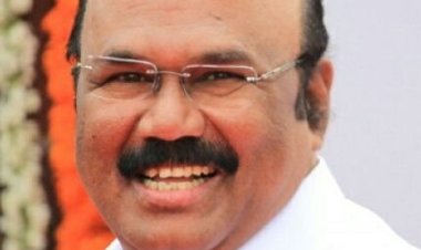 அண்ணாமலைக்கு அரசியலில் வெறும் 2 வருடம் தான் சர்வீஸ்:- ஆனால் எனக்கு? விளக்கும் ஜெயக்குமார்!