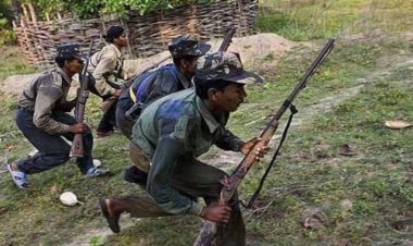 நக்சல்கள் தாக்குதலில் துணை ராணுவத்தினர் 11 பேர் பலி!