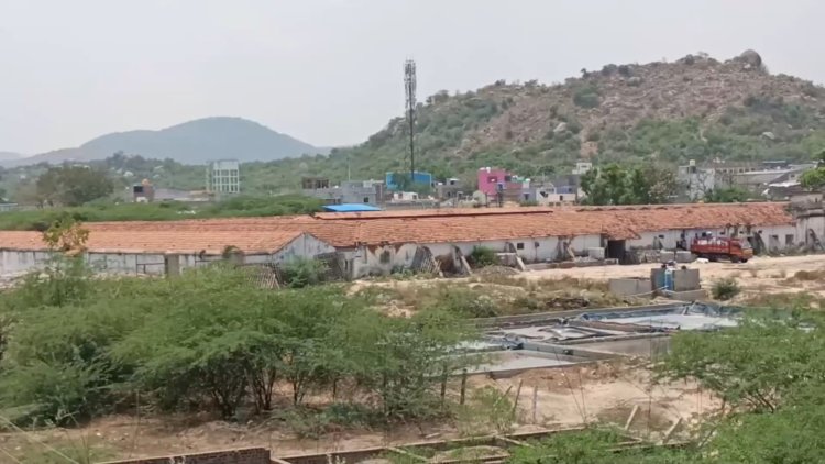 தோல் கழிவு நீரால் அவதிப்பட்டு வரும் பேர்னாம்பட்டு பொதுமக்கள்!