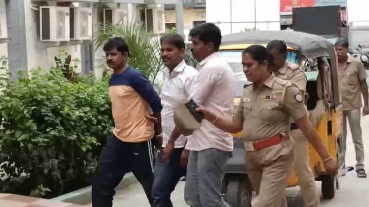 இளம் பெண்ணுக்காக ஜொல்லுவிட்ட சி.ஆர்.பி.எப். வீரர் கைது!