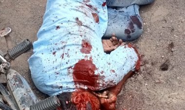 வழக்குகாக நீதிமன்றம் வந்த ரவுடி வெட்டி கொலை! 5 பேர் கொண்ட கும்பல் பெட்ரோல் குண்டு வீசி வெறிச்செயல்!