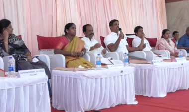 பள்ளிக்கூடம் அருகில் உள்ள மதுக்கடைகளை மூடுங்கள்! ஆட்சியரிடம் கோரிக்கை வைத்த ஊராட்சி நிர்வாகிகள்!