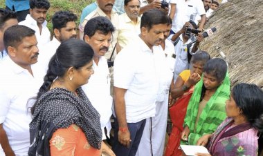 பாம்பு கடித்து இறந்தவரின் குடும்பத்துக்கு ஆட்சியர் குமாரவேல் பாண்டியன் நிதி!