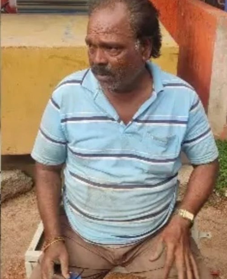 ஏ.டி.எம் மிஷினை கோடாரியால் வெட்டியவர் பிடிபட்டார்!