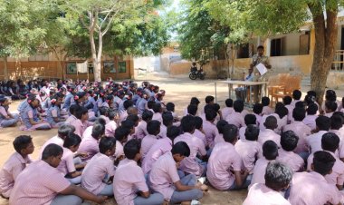 மாணவர்கள் மீது வழக்கு பதிந்தால் அரசு வேலை கிடைக்காது!