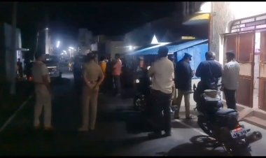 வாணியம்பாடியில் வெடிகுண்டு வீச்சு! மர்ம நபர்களை கோட்டை விட்ட போலிசார்!