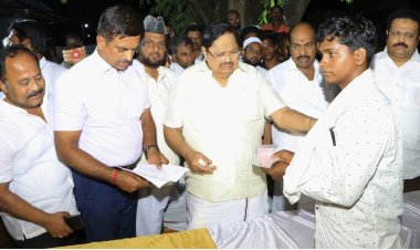 இறந்த ஏழு பேருக்கு நிதி வழங்கிய அமைச்சர்! பாதிக்கப்பட்டவர்களை சந்தித்து ஆட்சியர் ஆறுதல்!