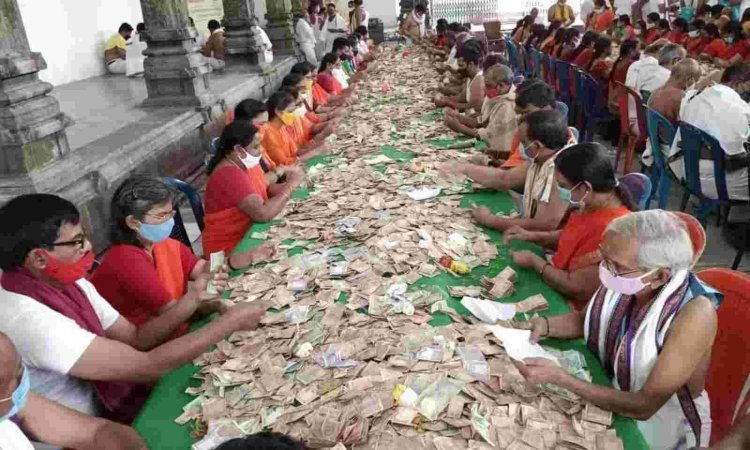 செப் 1-ல் இருந்து செல்லாத 2000 நோட்டு! கோவில் உண்டிகள் முன்கூட்டியே திறப்பு!