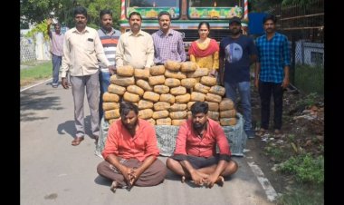 பாலிஷ் கற்களுக்கு நடுவே கஞ்சா மூட்டைகள்!