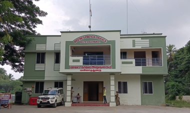 காவல் அலுவலகத்தில் தவறாக நடந்துக்கொண்ட இளம் போலிஸ் ஜோடி!