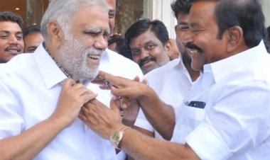 அமைச்சர்களிடையே புழங்கும் கருங்காலி மாலை! டிரெண்டிங்கோ டிரெண்டிங்!!