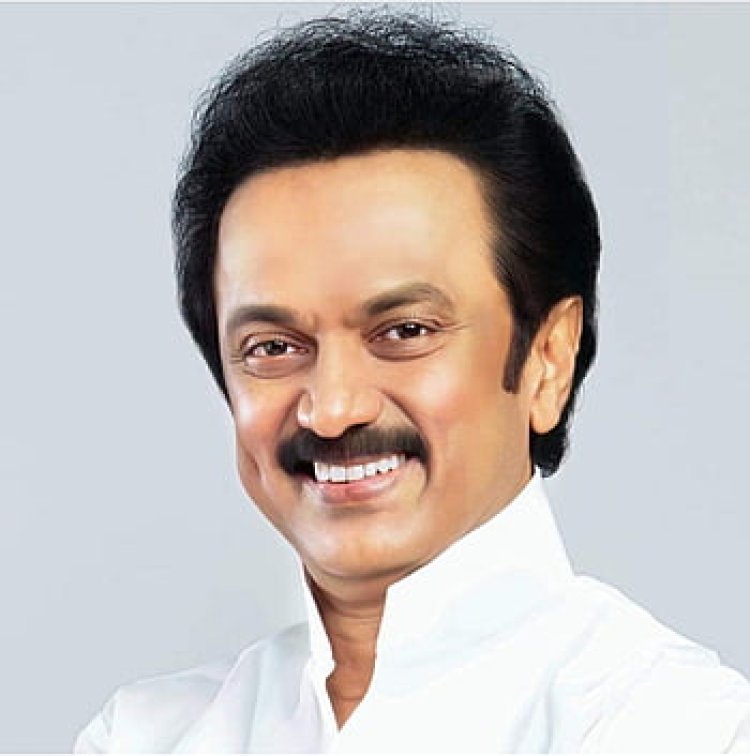 ஆட்சியர்கள் மாதம் ஒருநாள் கிராமங்களில் தங்கி மக்கள் குறைகளை கேட்க வேண்டும்! முதலமைச்சர் அதிரடி!