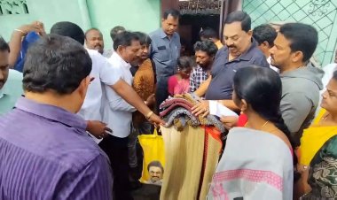 மனதார உதவி செய்த அமைச்சர் ஆர்.காந்தி!