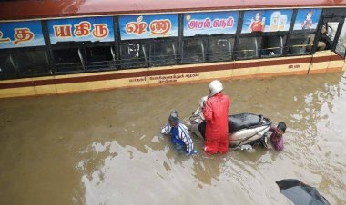 நீரில் மூழ்கிய வாகனங்களை சீர் செய்ய 3லட்சம் எஸ். எம் .எஸ்.!