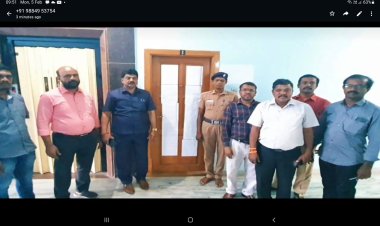 திருவிக அரசு கலைக்கல்லூரி முதல்வர்  கீதா வீட்டில் குறிப்பானை ஒட்டப்பட்டது!