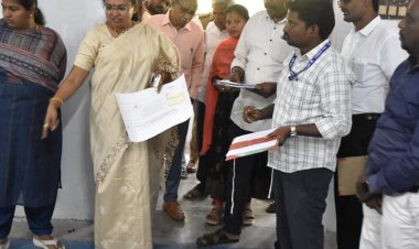  வாக்கு எண்ணும் மையத்தை ஆய்வு செய்த போது ஸாரி சொன்ன ஆட்சியர்!